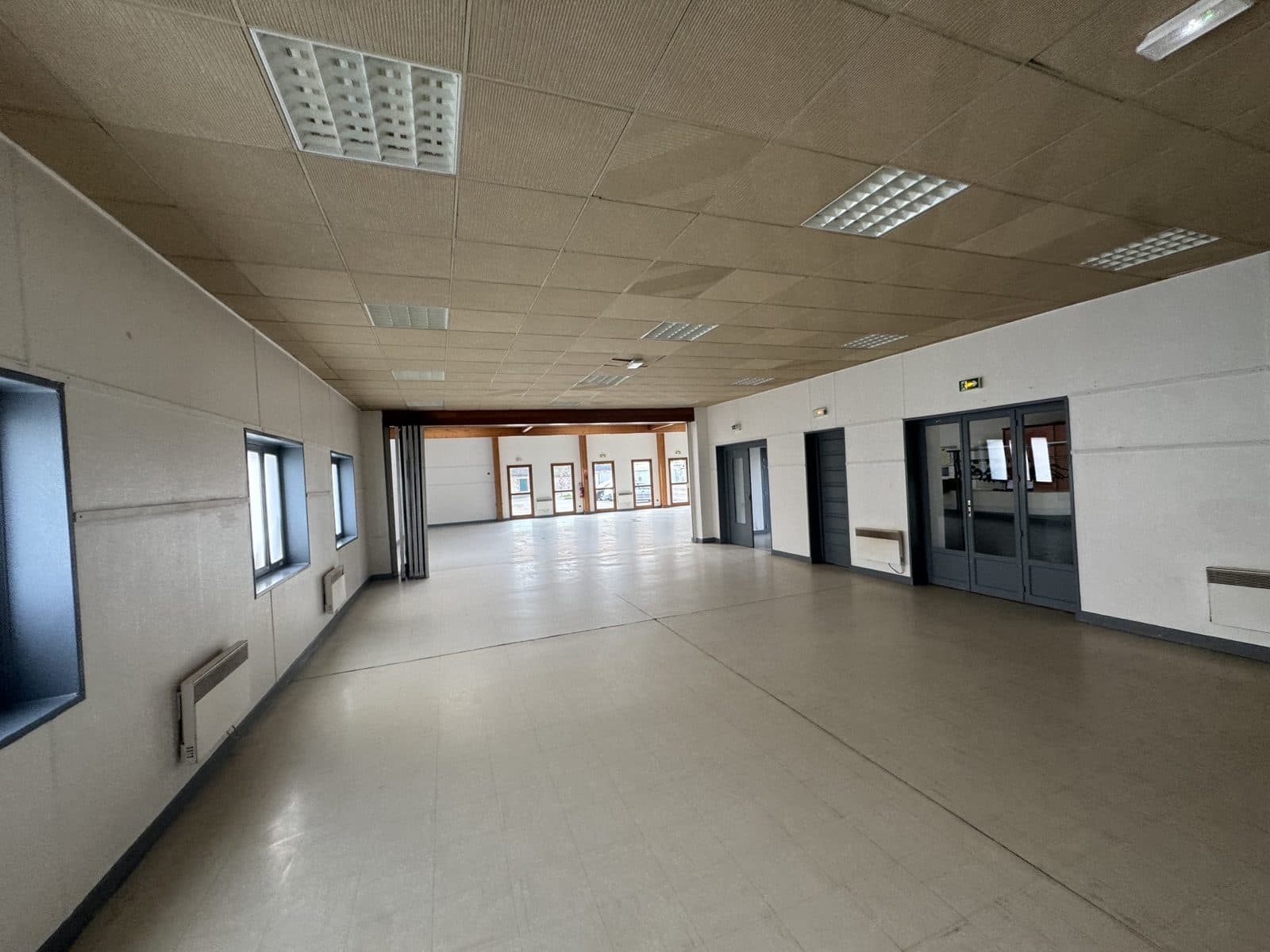 Rénovation de la salle des fêtes de Léry — photo 1