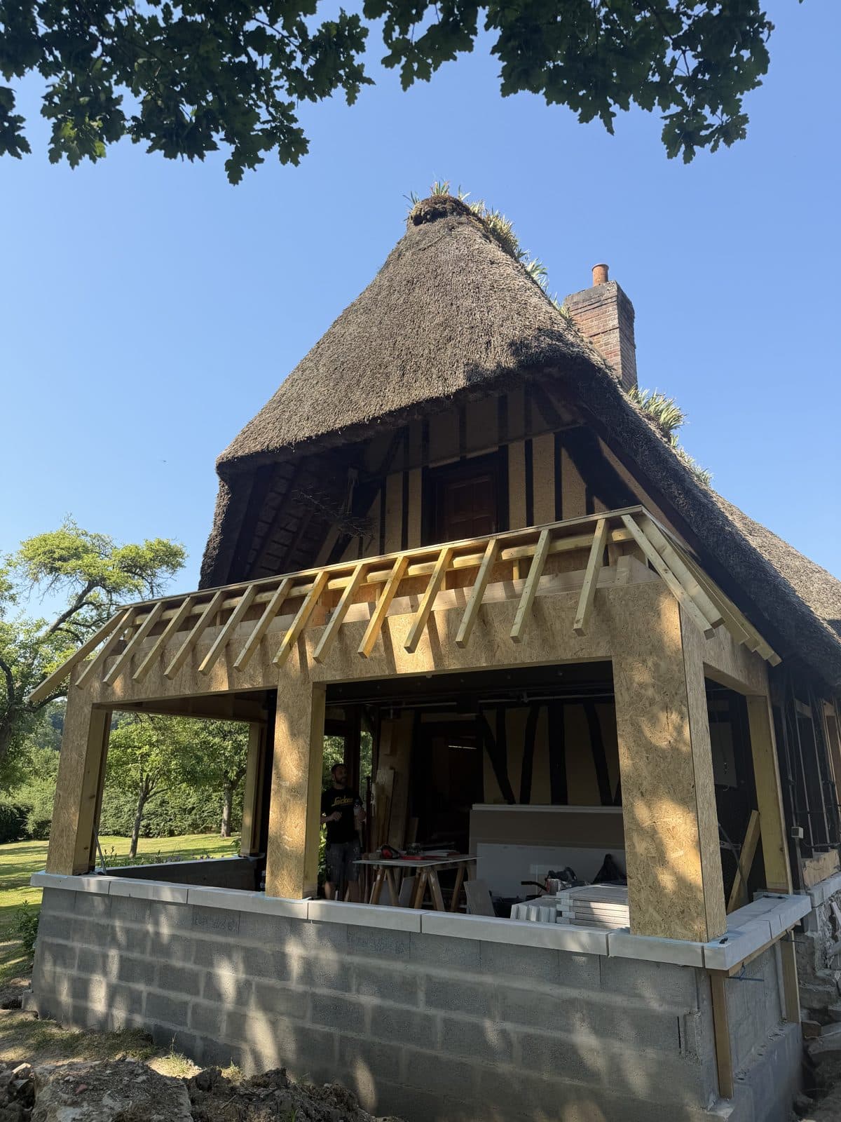 Agrandissement et rénovation d'une chaumière à Freneuse — photo 7