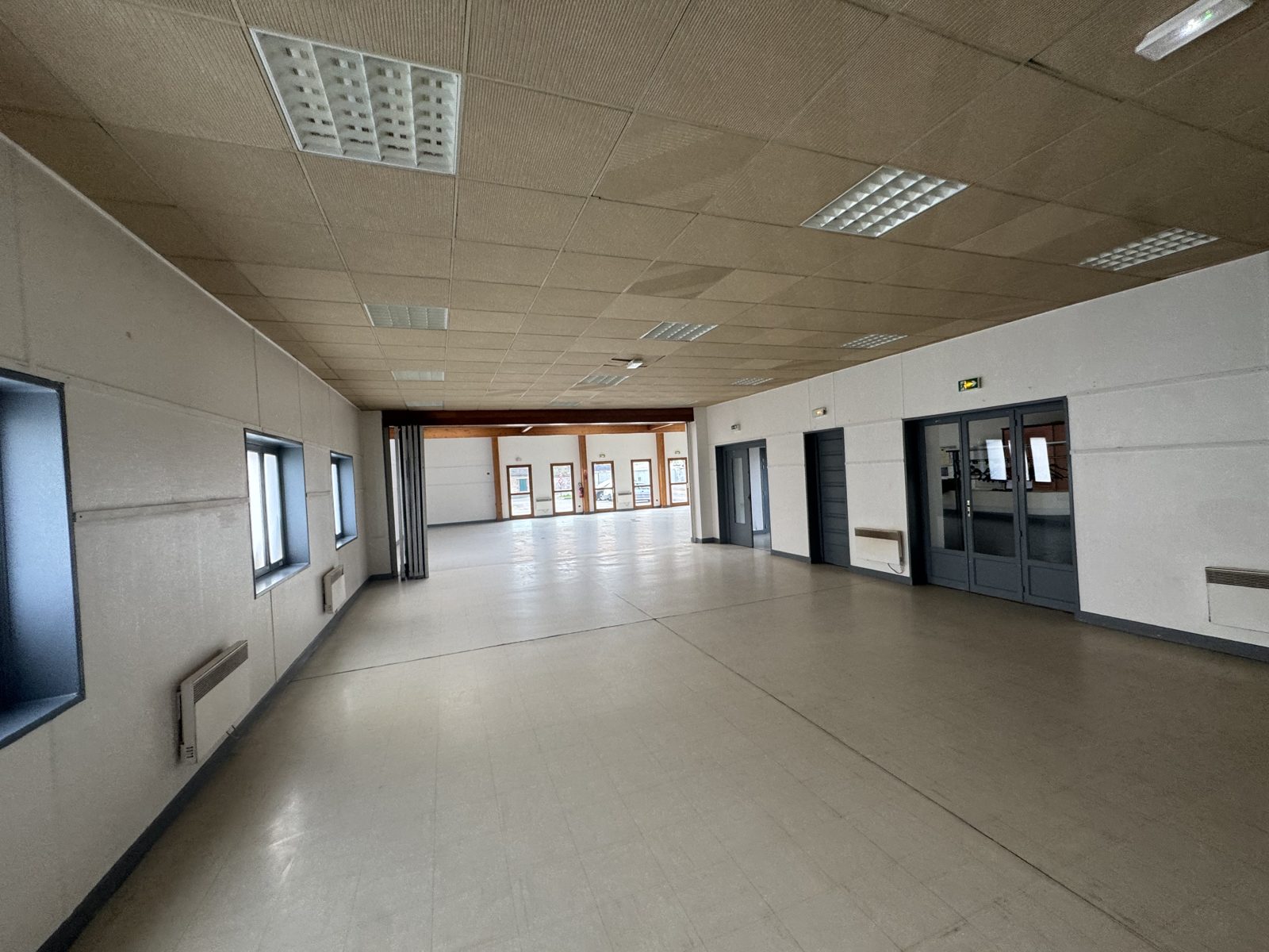 Rénovation de la salle des fêtes de Léry — photo 1